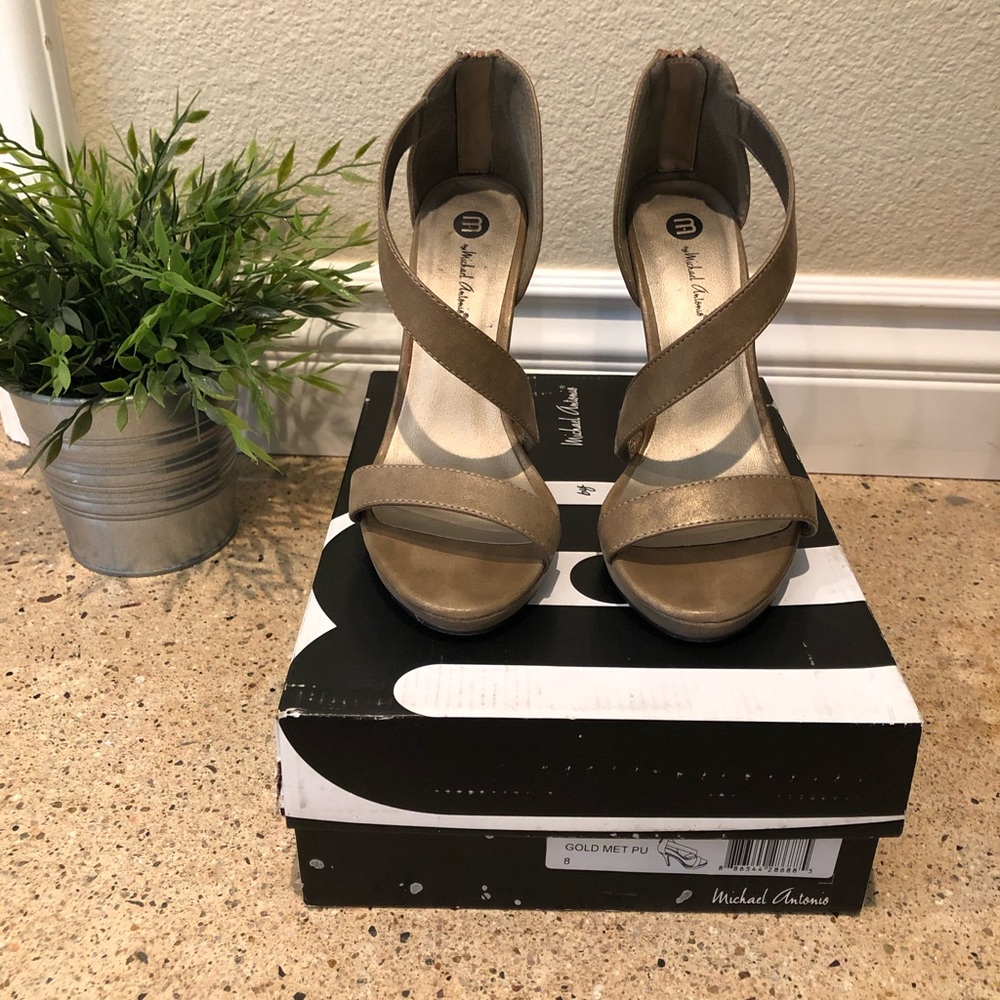 Michael Antonio gold metallic leather heels